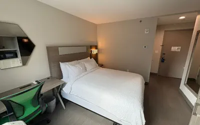 Photo 5 - Holiday Inn Express & Suites Bronx - Barnabas area by IHG