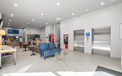 Photo 3 - Holiday Inn Express & Suites Bronx - Barnabas area by IHG