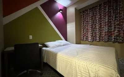 Photo 5 - Moon Hotel Brooklyn