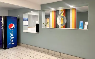 Photo 5 - Motel 6 Borger, TX – Boom Town