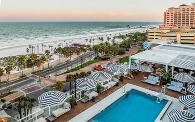 Photo 2 - The Hiatus Clearwater Beach, Curio Collection By Hilton