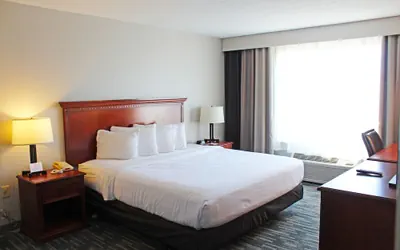 Photo 4 - Independence Stay Hotel & Suites