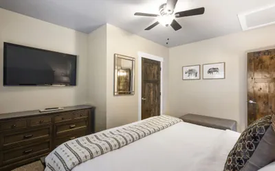 Photo 4 - The Yellowstone Hideaway Unit A