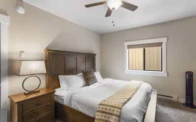 Photo 2 - The Yellowstone Hideaway Unit A