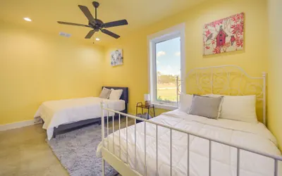Photo 2 - Hill Country Retreat: 100-acre Ranch Near Wineries