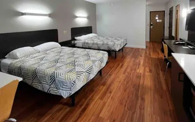 Photo 3 - Studio 6 Suites Springfield, OH