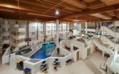 Photo 3 - Wyndham DFW Airport