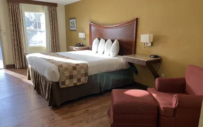 Photo 5 - Atkinson inn and suites