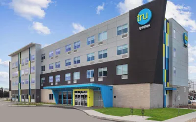 Photo 2 - Tru By Hilton Janesville