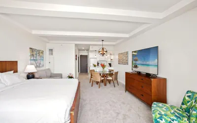 Photo 2 - Whaler Resort by KBM