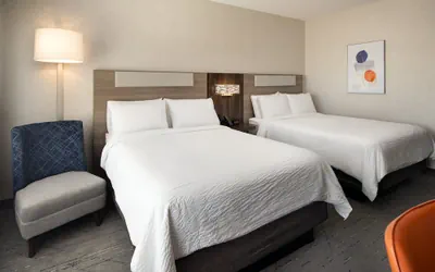 Photo 2 - Holiday Inn Express & Suites Fresno Airport by IHG