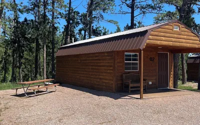 Pine Haven Lodging