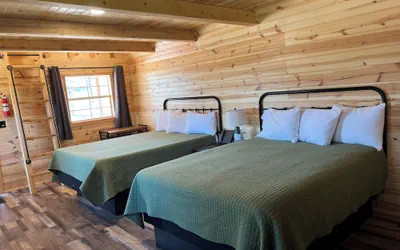 Photo 5 - Pine Haven Lodging
