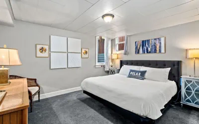 Photo 5 - Garden Level Apt Mtn Ave, 8 Min Walk to Old Town!