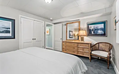 Photo 3 - Garden Level Apt Mtn Ave, 8 Min Walk to Old Town!