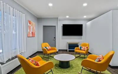 Photo 3 - Spark by Hilton Merrillville