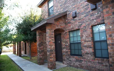 Photo 4 - 3BD 2BT Town Suite Minutes Away Medical Center