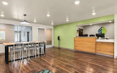 Photo 4 - Woodspring Suites Port Orange - Daytona Beach