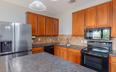Photo 3 - Colony Suite - Round Rock