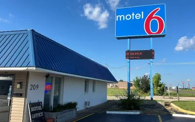 Photo 2 - Motel 6 Sullivan, MO