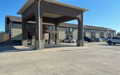 Photo 2 - Motel 6 Houma, LA