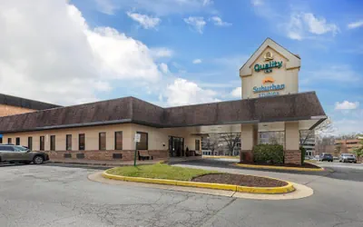 Photo 2 - Suburban Studios Tysons Corner