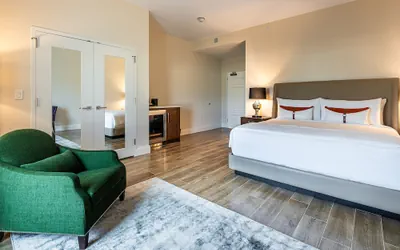 Photo 5 - The Riding Academy Hotel