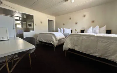 Photo 4 - Grand Central Motel