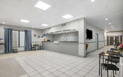 Photo 3 - Motel 6 Chickasha, Ok