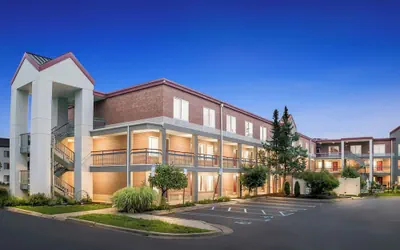 Red Roof Inn Auburn Hills