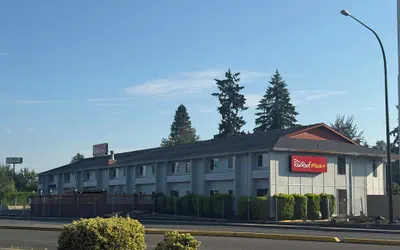 Red Roof PLUS+ Centralia
