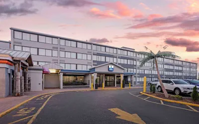 Photo 2 - Best Western New Brunswick - East Brunswick