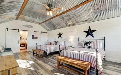 Photo 5 - Stargazing Retreat at Lone Star Cottage