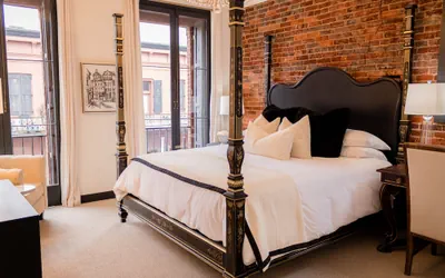 Photo 4 - Speakeasy Suites