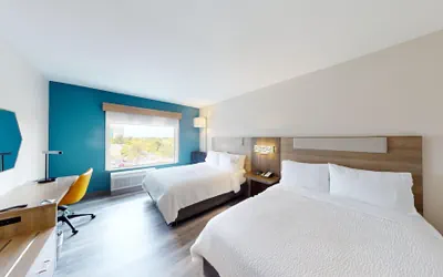 Photo 4 - Holiday Inn Express & Suites Chicago Schaumburg by IHG