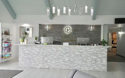 Photo 4 - Ocean Paradise Hotel and Resort