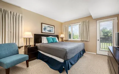 Photo 2 - 2BDR Loft Suite Golf Course Condo 5549