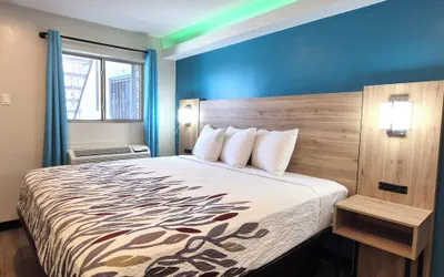 Photo 2 - Exclusivo Inn by OYO Grand Prairie, TX