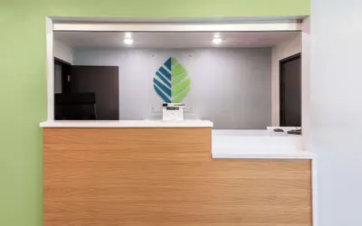 Photo 3 - Woodspring Suites Waco South
