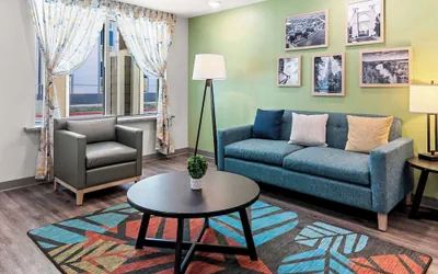 Photo 5 - Woodspring Suites Waco South