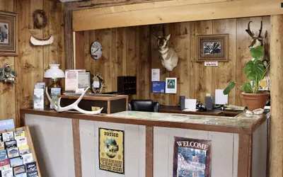 Photo 3 - Rocky Mountain Lodge