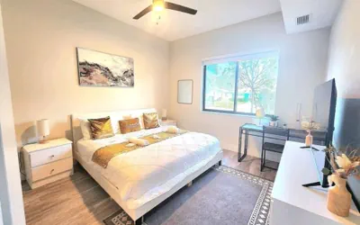 Photo 3 - Lux and Cozy 2beds 2 Baths up to 8 guest