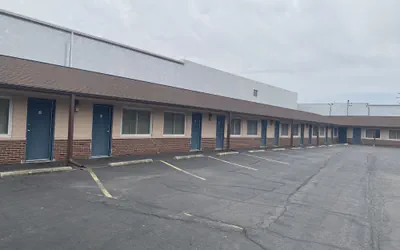 Photo 5 - Courtesy Motel