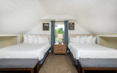 Photo 2 - The Legacy Inn