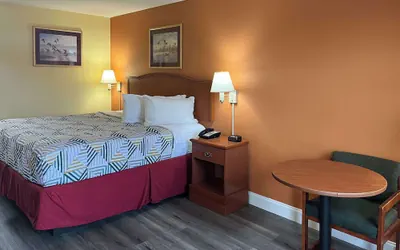 Photo 5 - Motel 6 Morrilton, AR