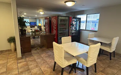 Photo 5 - Seattle Value Inn Near Tacoma Airport I-5