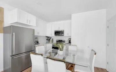 Photo 4 - Luxury 3 BR Near NYC with Easy Parking