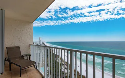 Photo 2 - Beachcrest