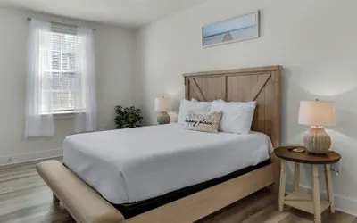 Photo 4 - Condo
