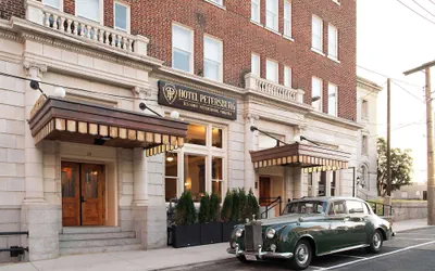 Photo 2 - Hotel Petersburg, Tapestry Collection By Hilton